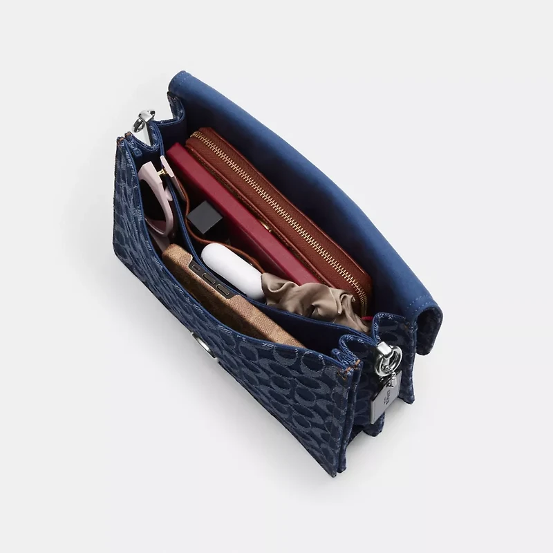 Chain Tabby Shoulder Bag 30 In Signature Denim