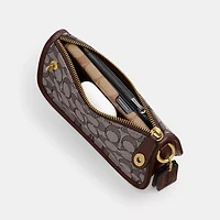 Swinger Bag 20 With Chain In Signature Jacquard