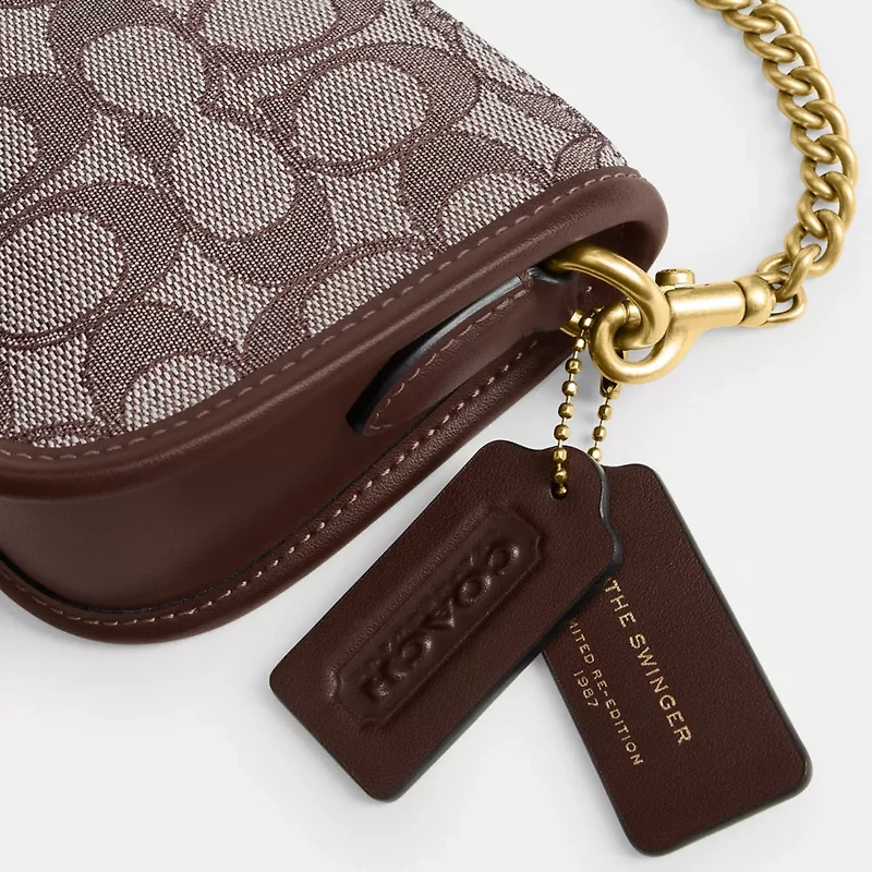Swinger Bag 20 With Chain In Signature Jacquard