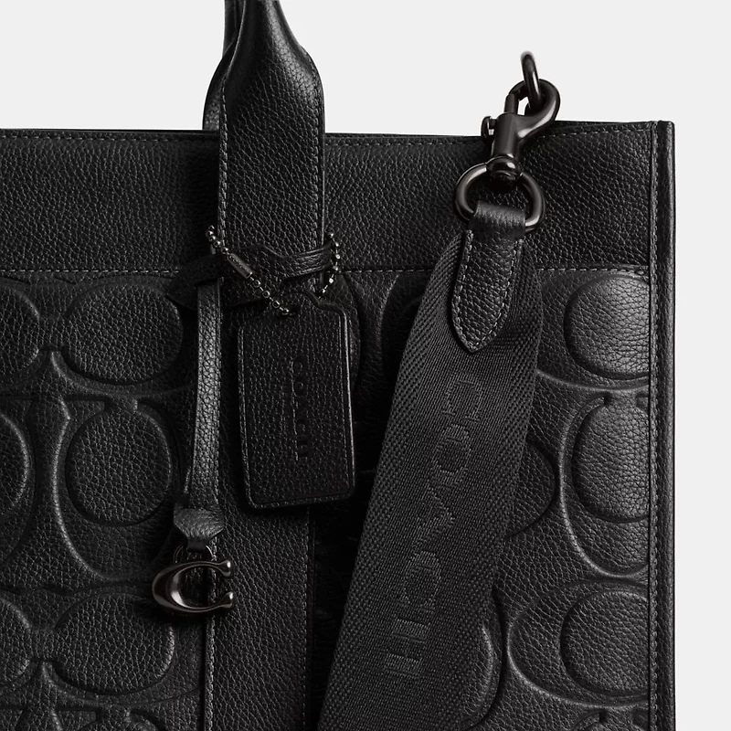 Wesley Tote In Maxi Signature Leather