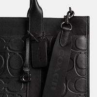 Wesley Tote In Maxi Signature Leather