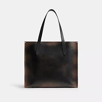 Relay Tote Bag In Loved Leather