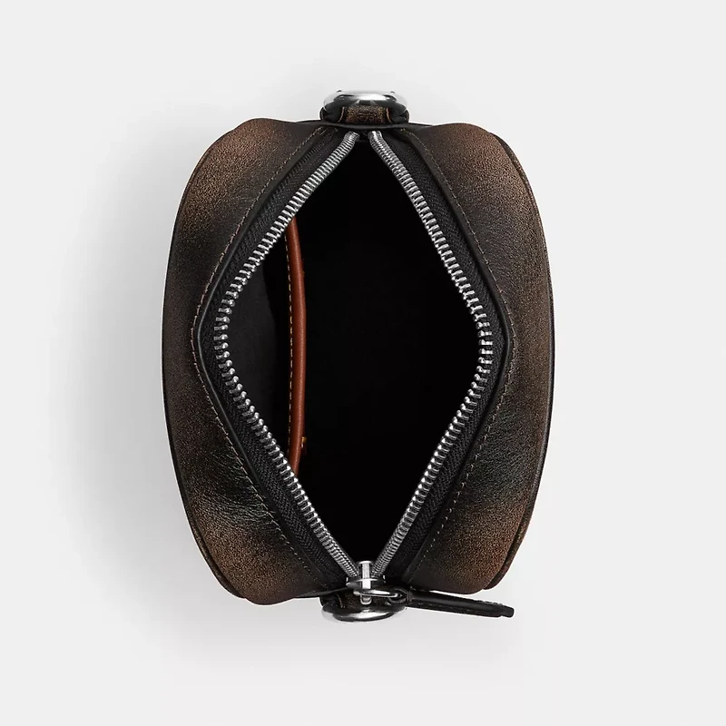 Hitch Crossbody In Loved Leather