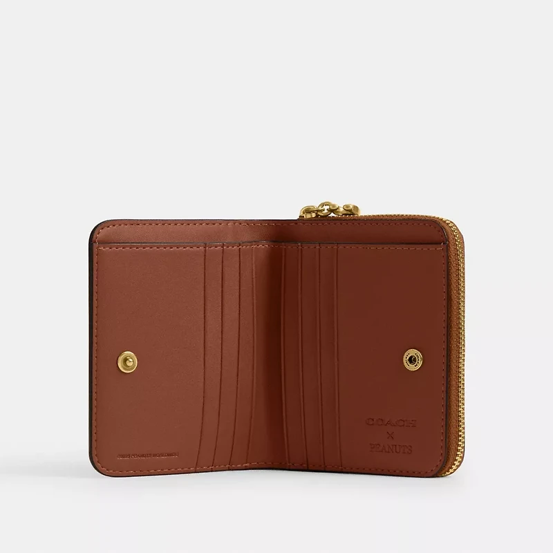 Coach X Peanuts Essential Billfold Wallet With Newspaper Print