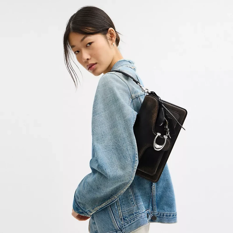 Tabby Shoulder Bag In Loved Leather