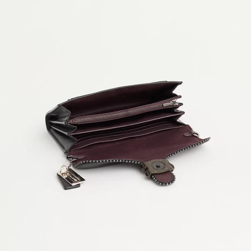 Upcrafted Tabby Chain Clutch With Beadchain