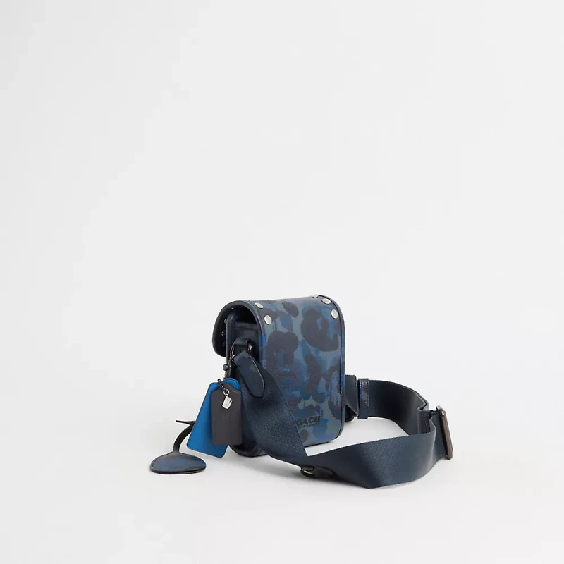 Upcrafted Charter North South Crossbody In Camo Print
