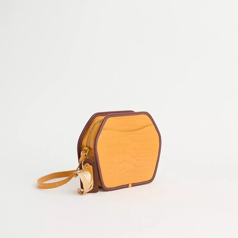 Upcrafted Zip Geometric Pouch In Alligator