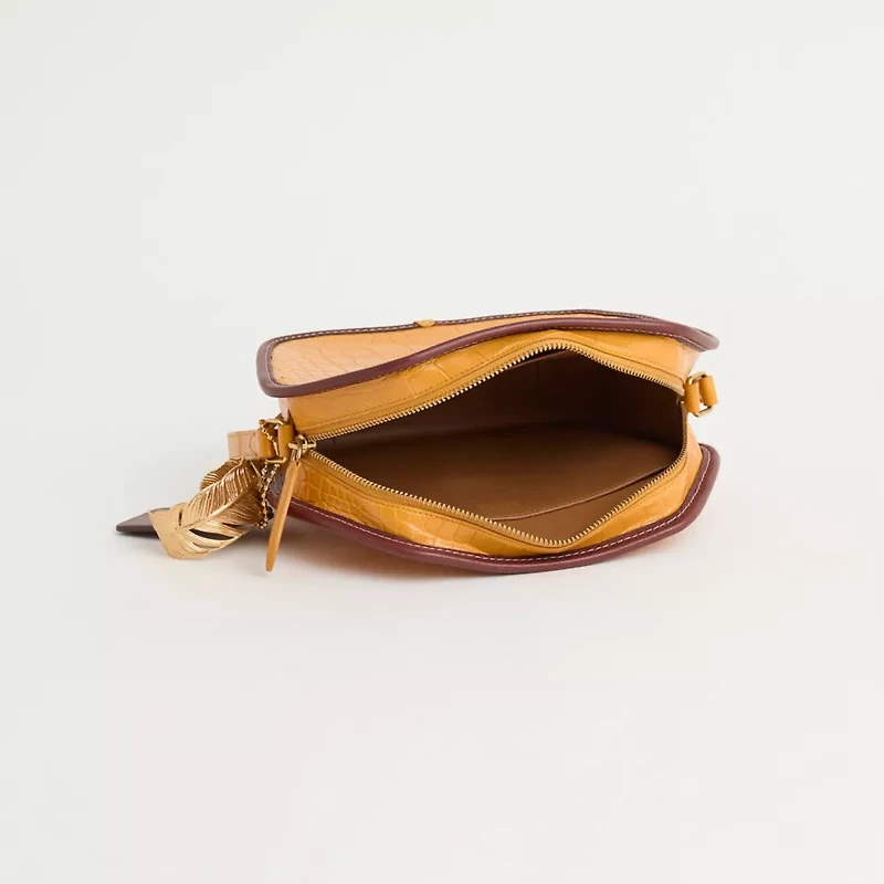 Upcrafted Zip Geometric Pouch In Alligator