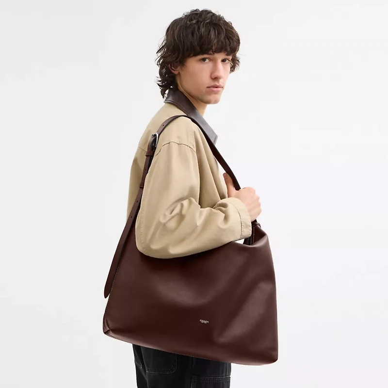 Mott Messenger Bag