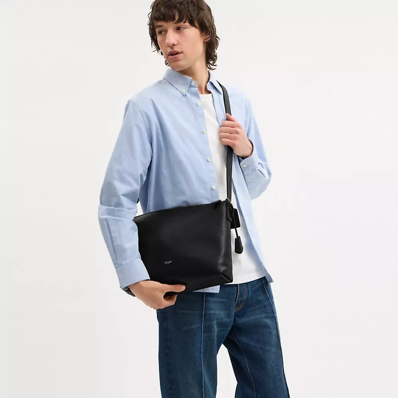 Mott Messenger Bag 33
