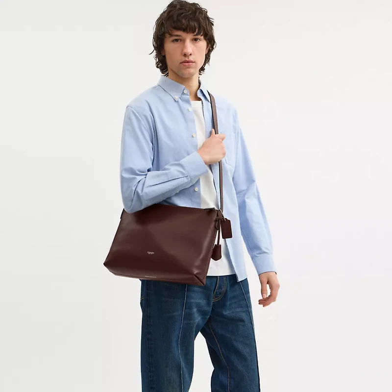 Mott Messenger Bag 33