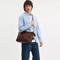 Mott Messenger Bag 33