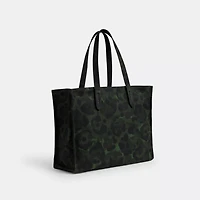 Tote With Camo Print And Rexy