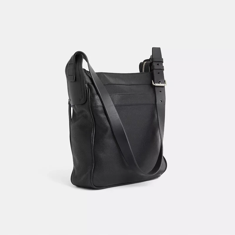 Upcrafted Thompson Zip Top Crossbody