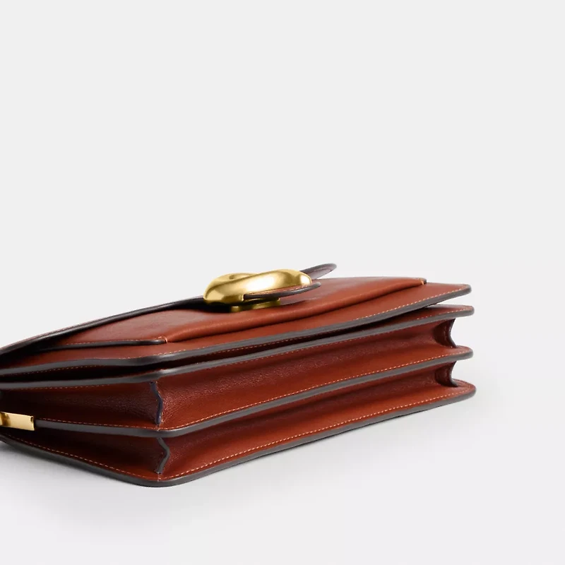 Tabby Shoulder Bag 26