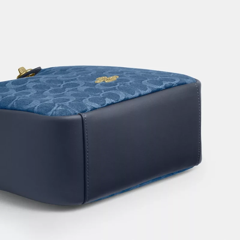 Hadley Convertible Crossbody Bag In Signature Denim