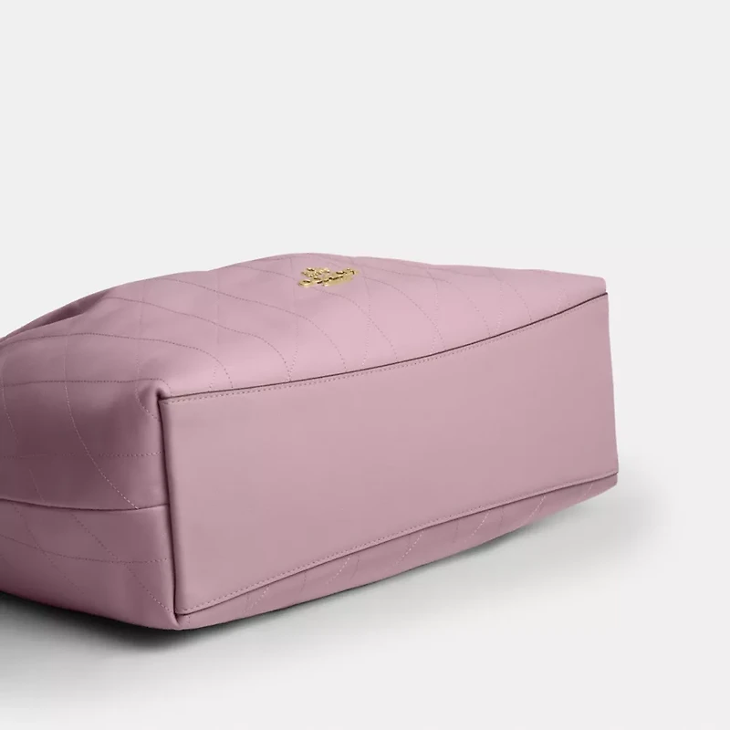 Evelyn Shoulder Bag With Quilting