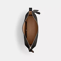 Mott Messenger Bag 38 In Loved Leather With Charms