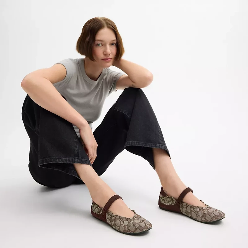 Mary Jane Sneaker Signature Jacquard