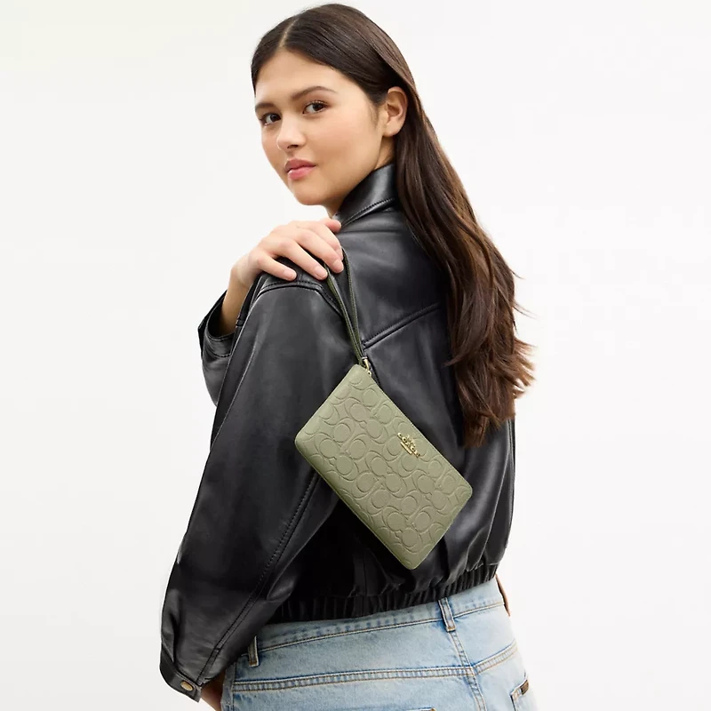 Large Corner Zip Wristlet In Signature Leather