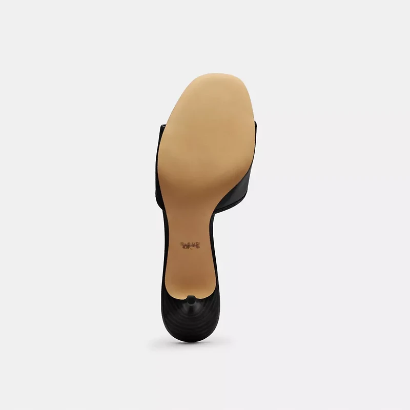 Margot Sandal With Oversized Buckle Loved Leather