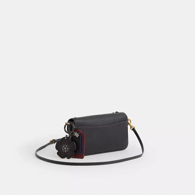 Upcrafted Wyn Crossbody Bag