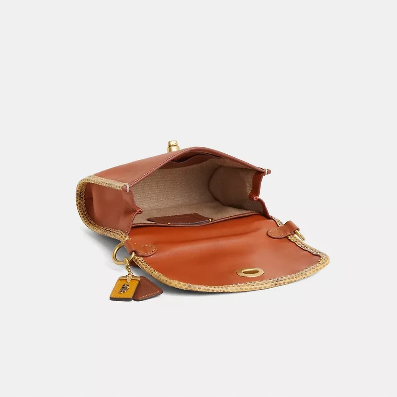 Upcrafted Kip Turnlock Crossbody