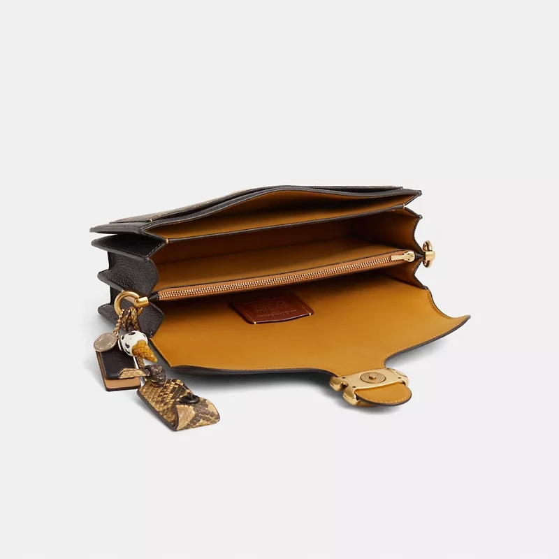 Upcrafted Tabby Shoulder Bag 26
