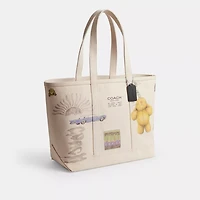 Utility Tote With Sketch Print