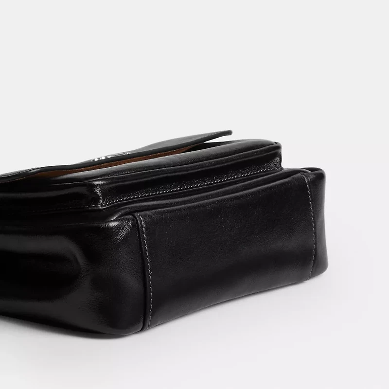 Elodie Crossbody Bag 18