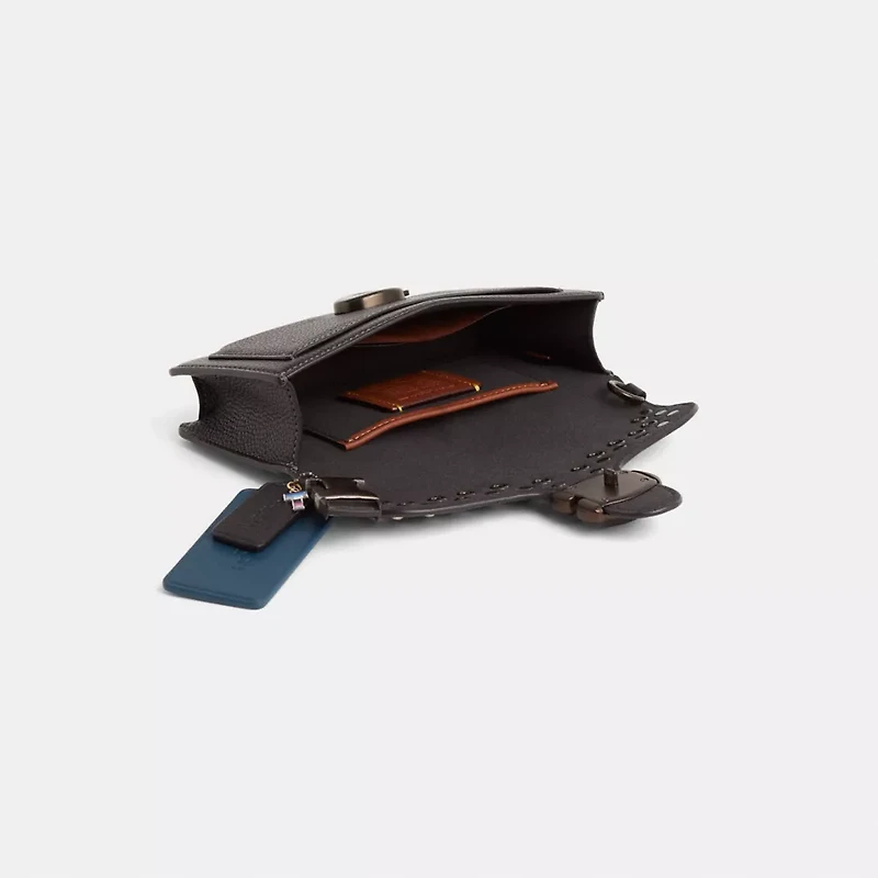 Upcrafted Tabby Crossbody Wristlet