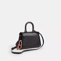 Upcrafted Sammy Top Handle Bag 21