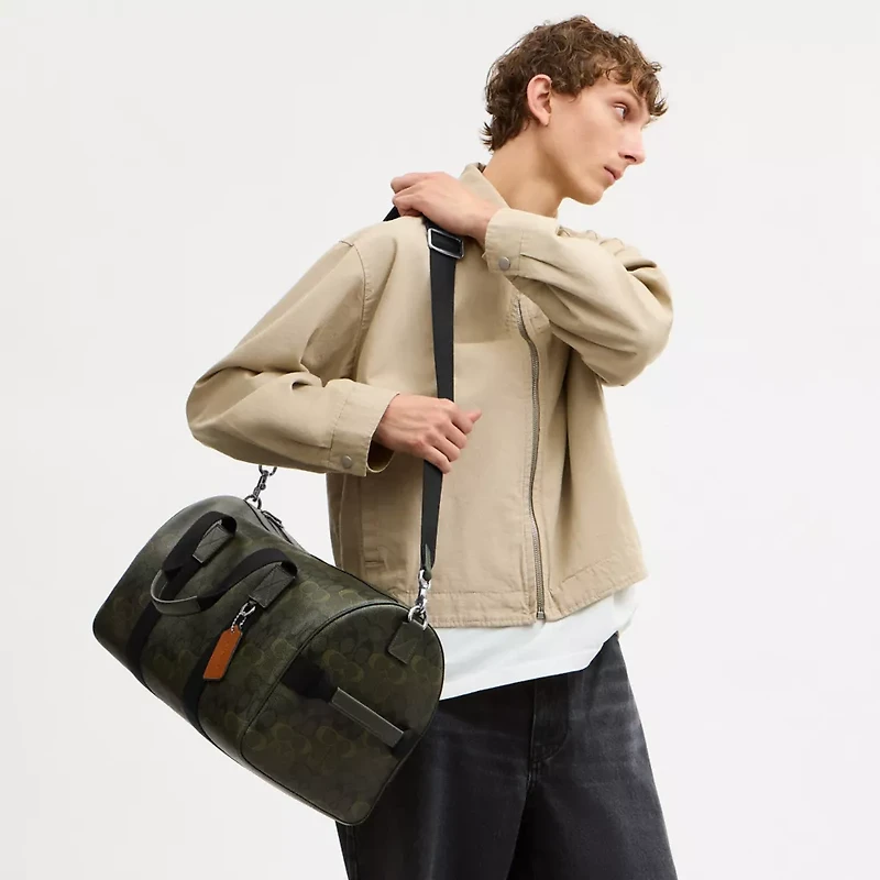 Explorer Duffle Bag 45 In Signature Camo Print