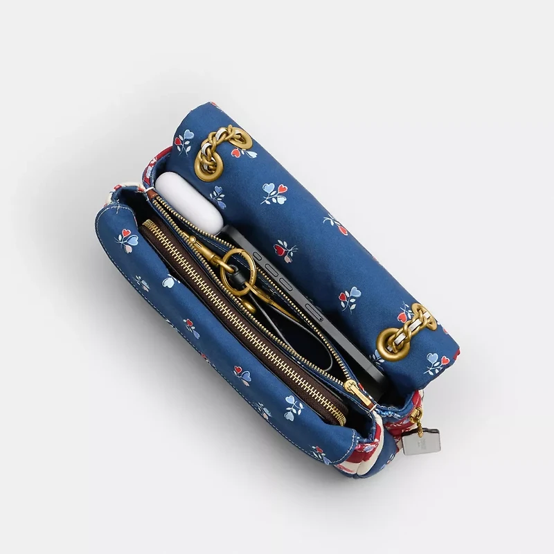 Tabby Shoulder Bag 26 With Americana Quilting