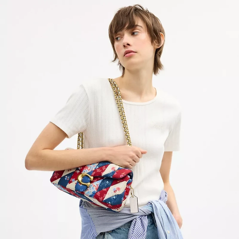 Tabby Shoulder Bag 26 With Americana Quilting