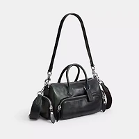 Compass Bag 25 With Pockets