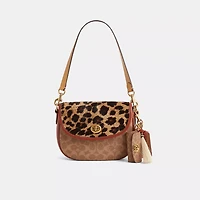 Reloved Willow Saddle Bag In Signature Canvas