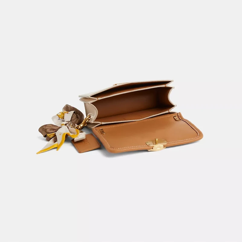Reloved Bandit Crossbody Bag