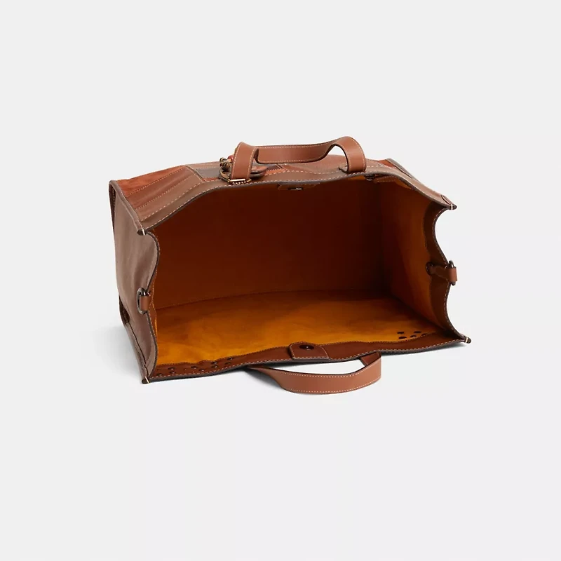 Reloved Field Tote Bag 40 With Coach Badge
