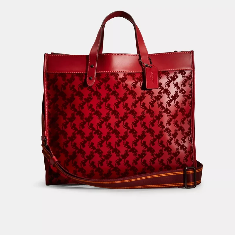 Restored Field Tote 40 With Horse And Carriage