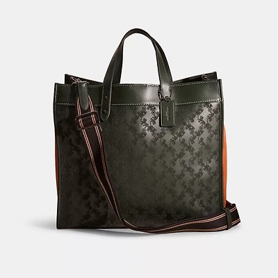 Restored Field Tote 40 With Horse And Carriage