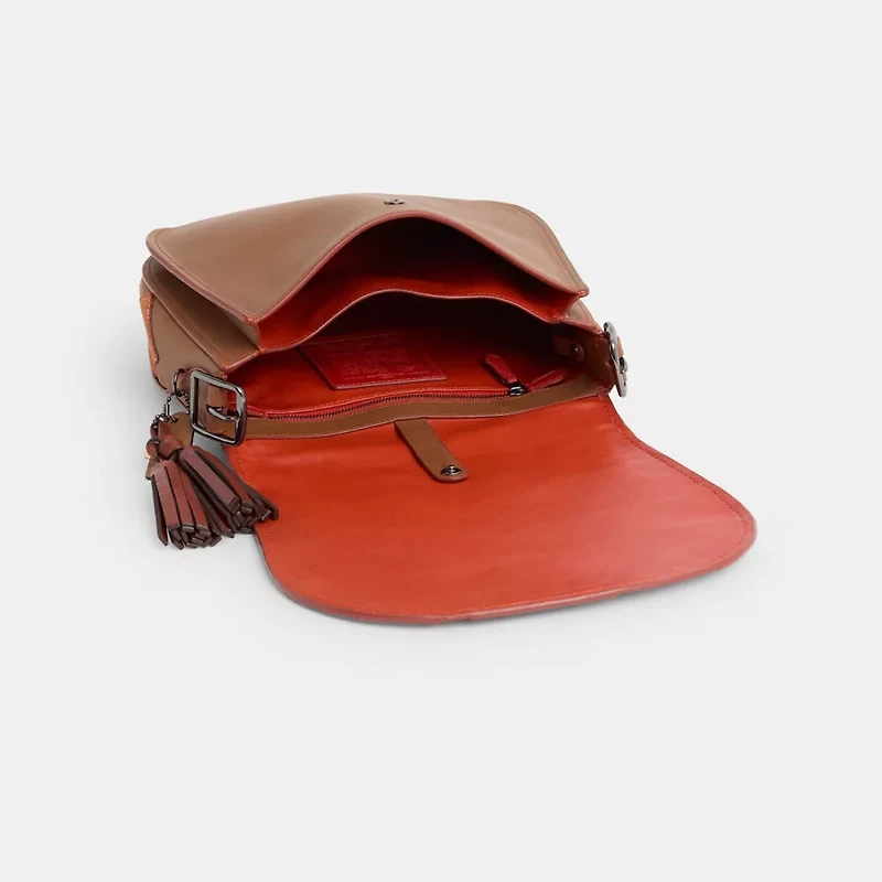 Upcrafted Saddle