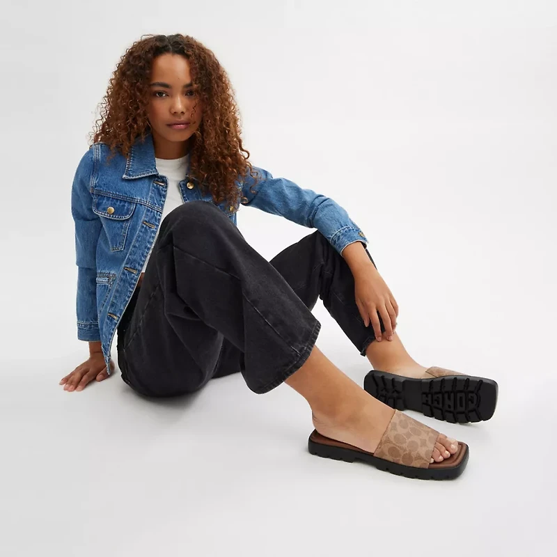 Florence Sandal Signature Canvas