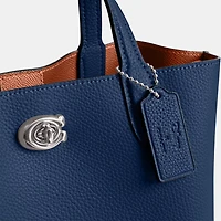 Disney X Coach Willow Tote Bag 24 With Donald Duck