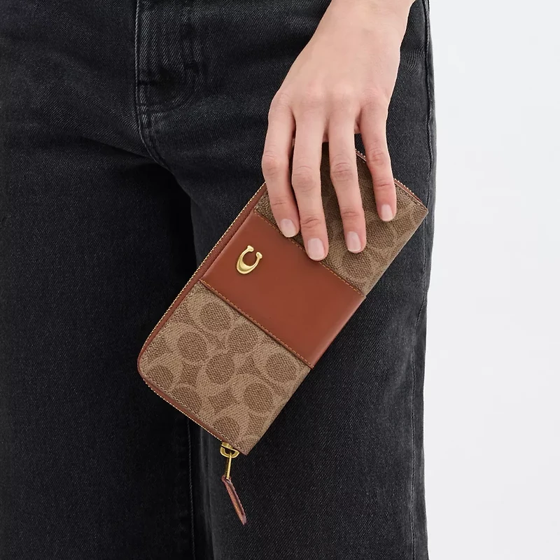 Essential Slim Accordion Zip Wallet In Signature Canvas