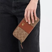 Essential Slim Accordion Zip Wallet In Signature Canvas