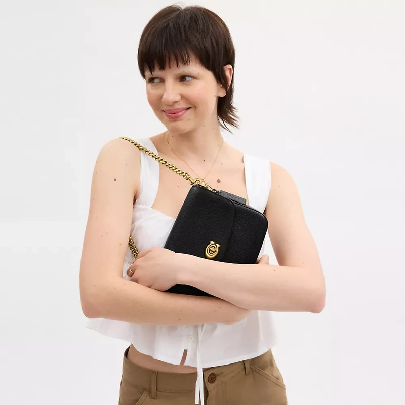 Cassie Crossbody Bag 19