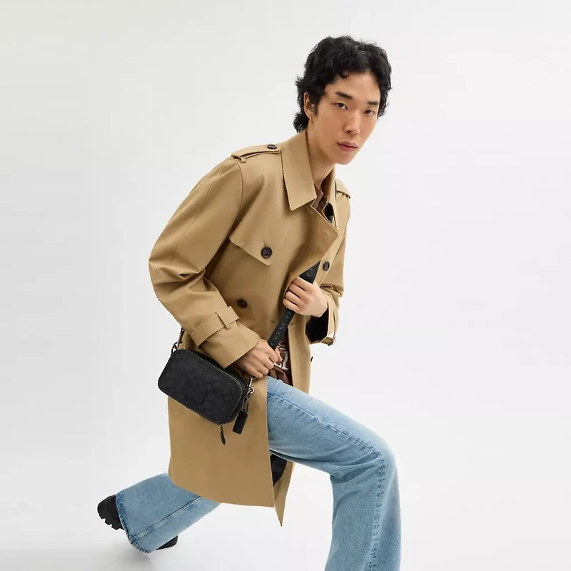 Wyatt Crossbody Bag Signature Canvas