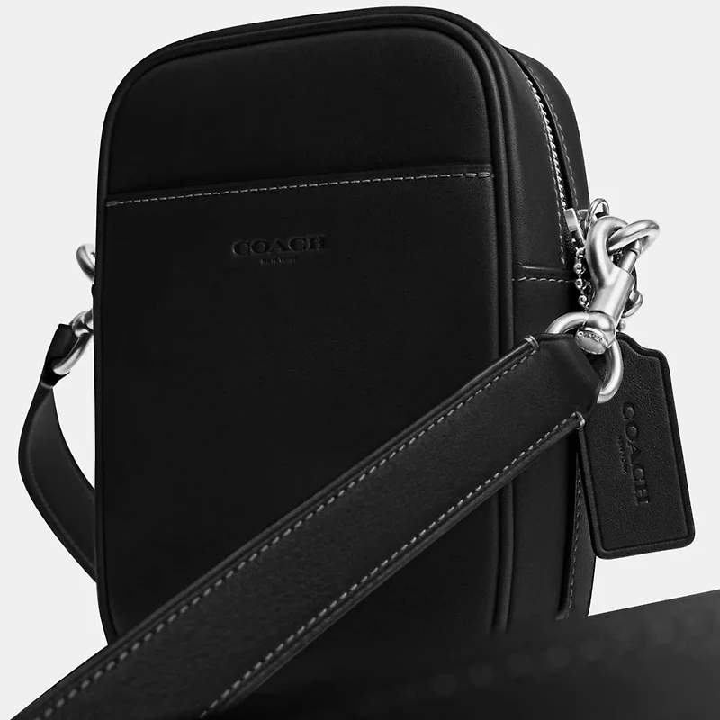 Hitch Crossbody